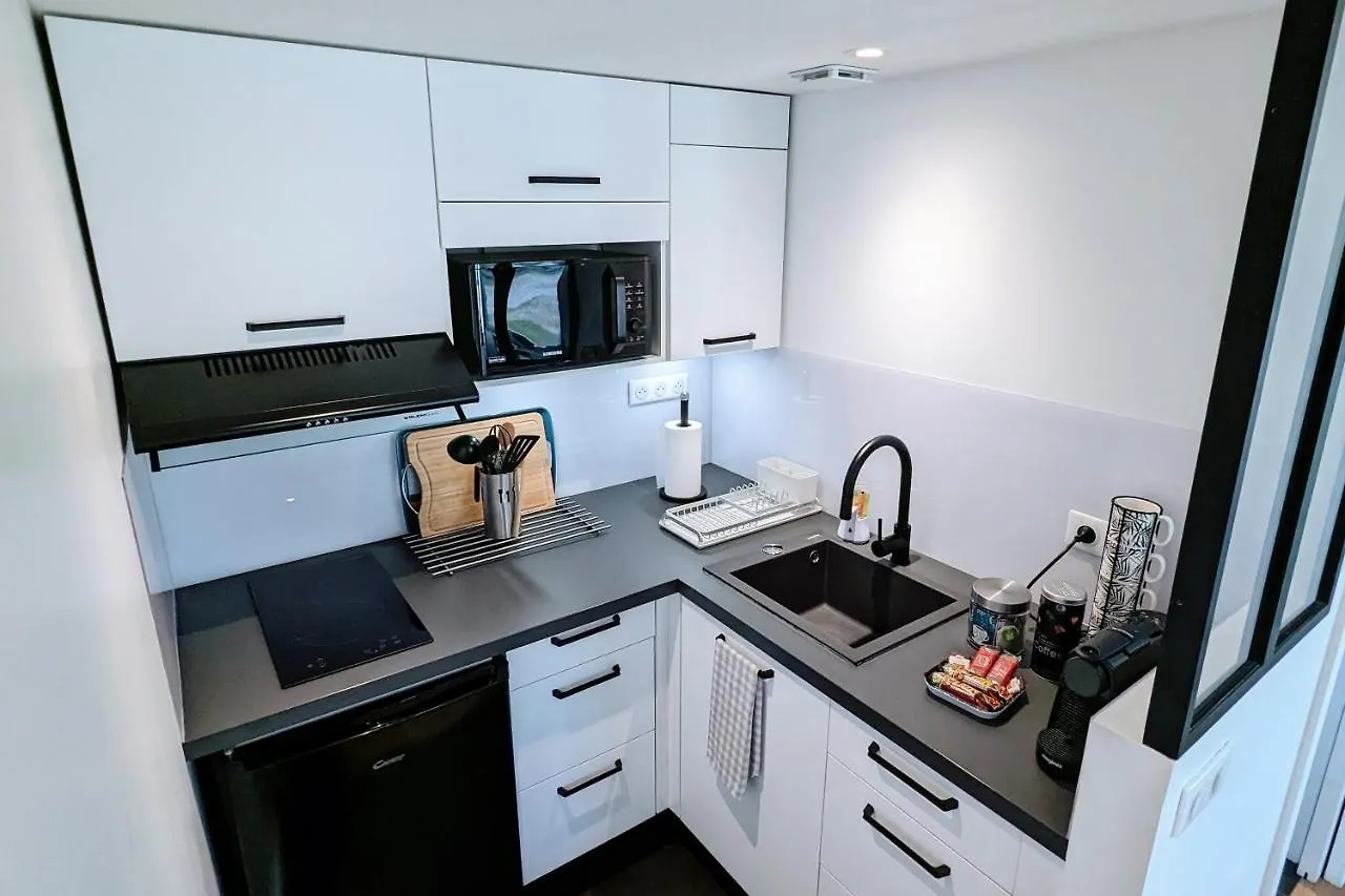 Studio Independant, Calme, Avec Parking Prive Et Grand Jardin, Proche De Toulouse Villeneuve-Tolosane 0*,